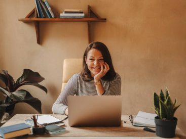 « Les stratégies incontournables pour attirer et fidéliser ses premiers clients en tant que coach »